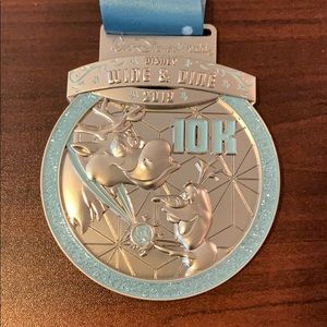 Disney 2019 Wine & Dine 10k Medal - Frozen theme